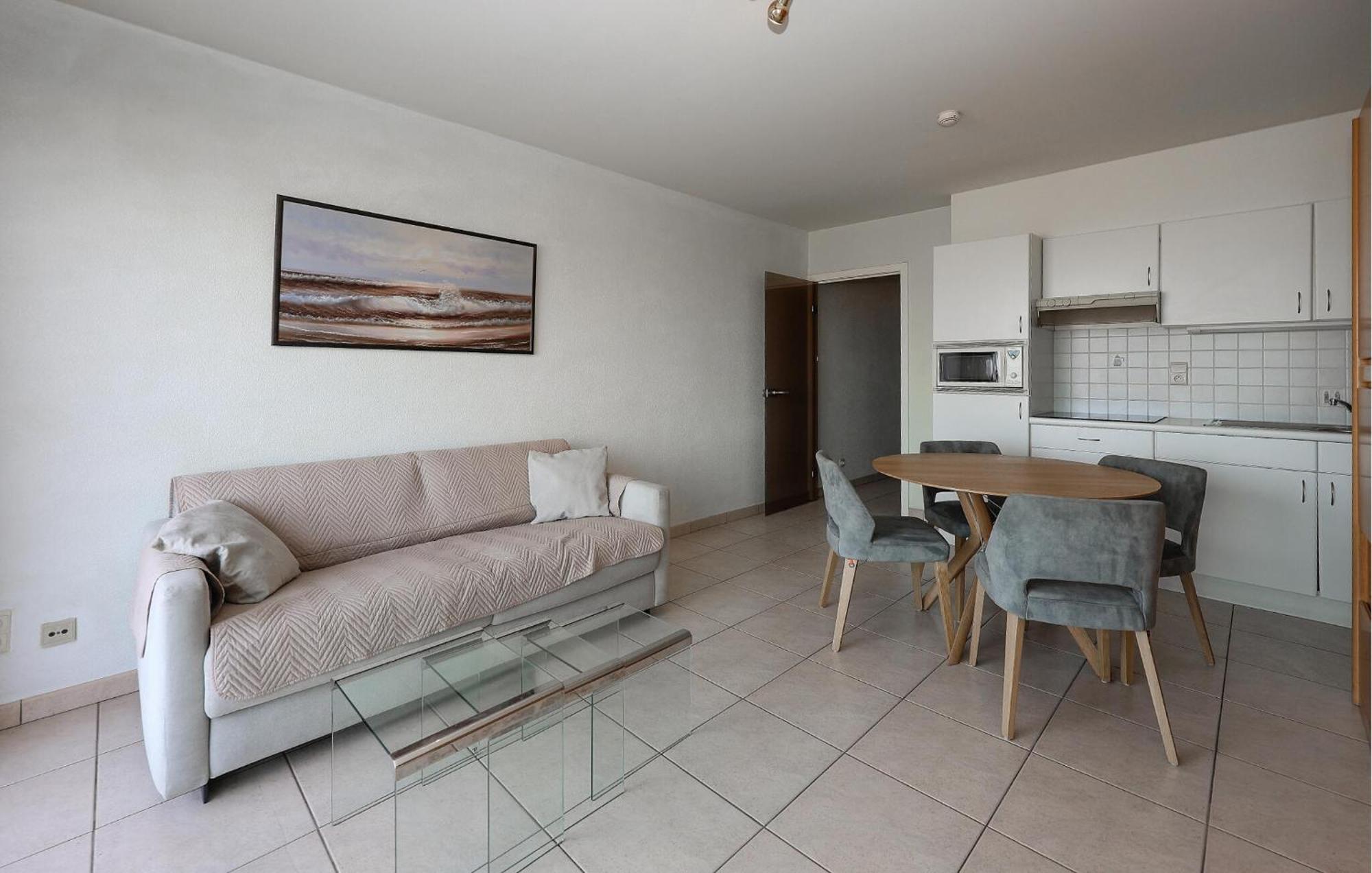 Awesome In With House Sea View Apartment Ostende